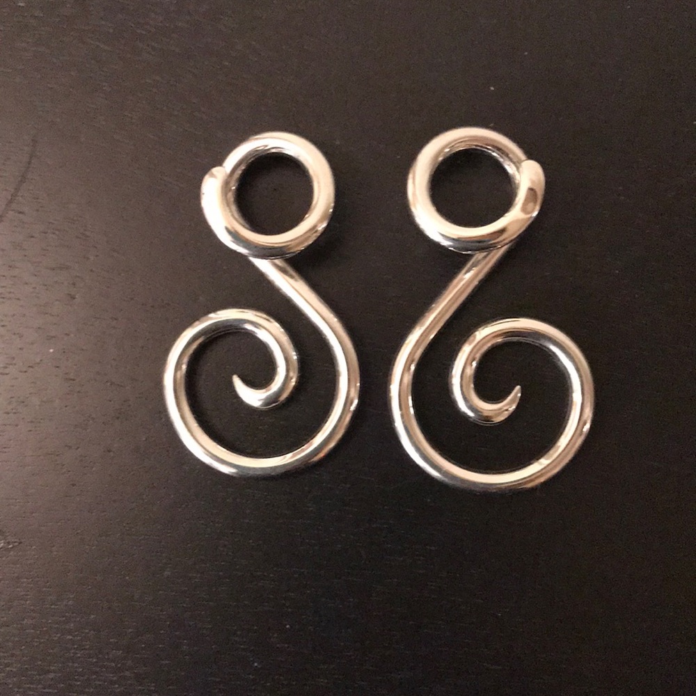 Hoops